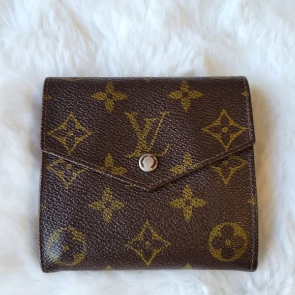 Louis Vuitton Monogram wallet in Excellent Condition Authentic - Picture 2 of 13